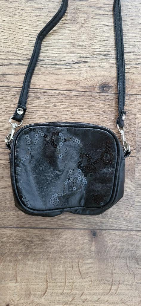 Klein zwart tasje met pailletten., Sieraden, Tassen en Uiterlijk, Tassen | Damestassen, Ophalen of Verzenden, Zo goed als nieuw