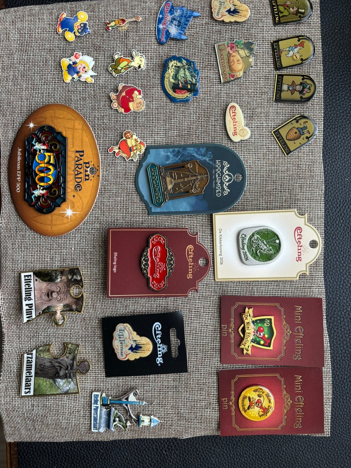 Efteling pins, Verzamelen, Ophalen, Zo goed als nieuw, Speldje of Pin