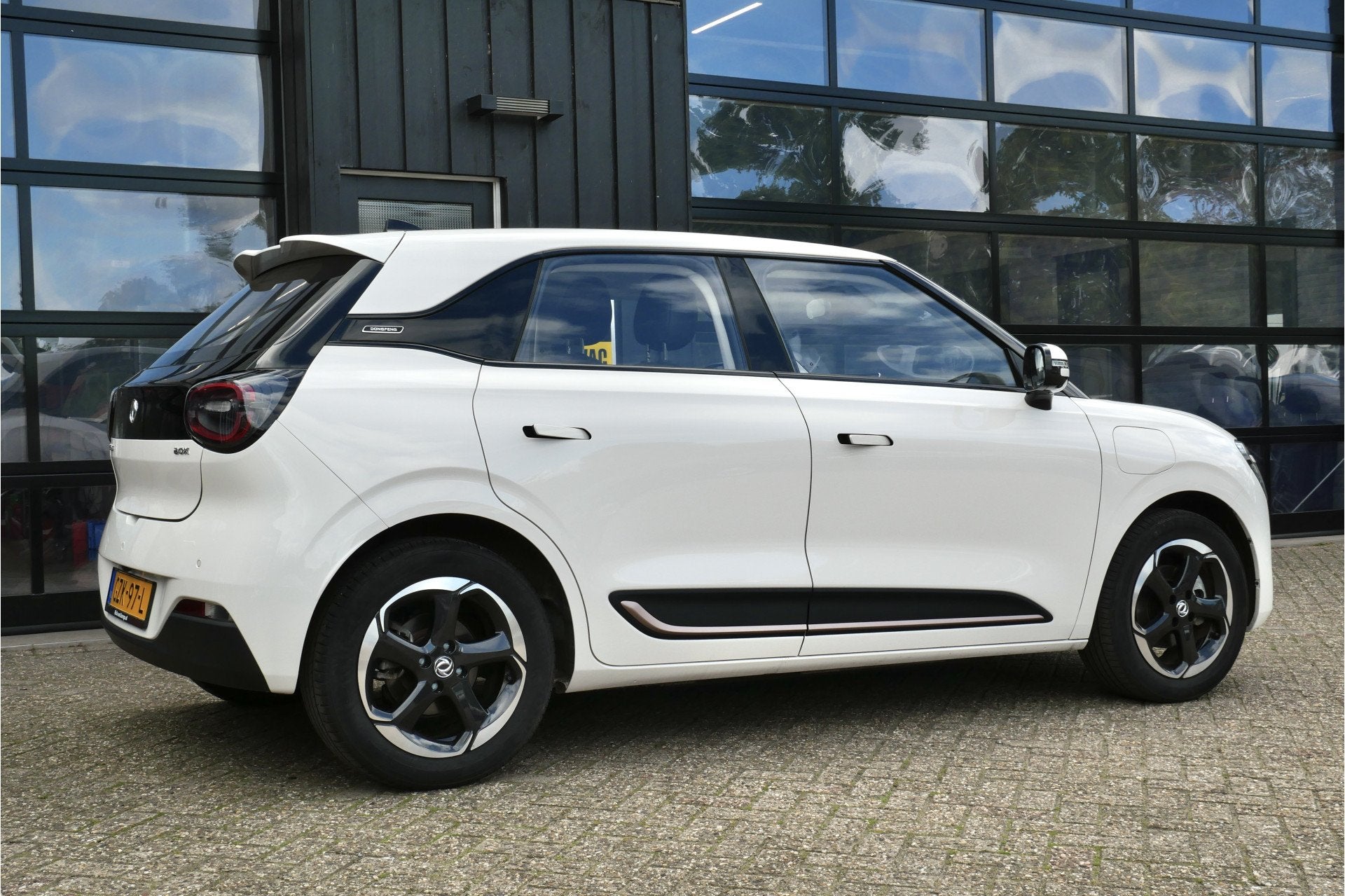 Dongfeng Box Launch Edition 42 kWh | 360° | Memory | Leder, Auto's, Gebruikt, 95 pk, Wit, 650 kg