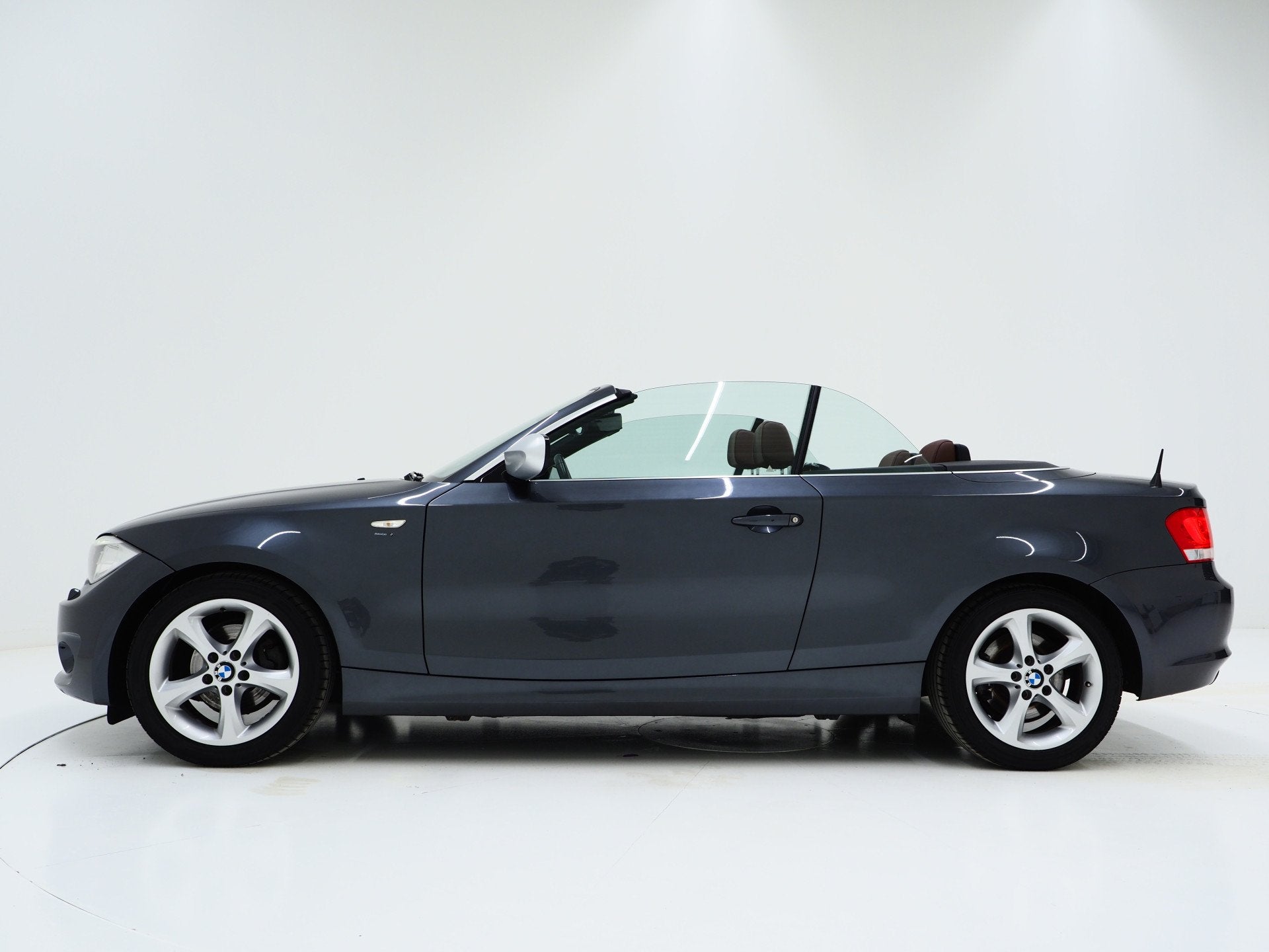 BMW 1-SERIE CABRIOLET 118i Exclusive Edition | NL Auto | Led, 1-Serie, Euro 5, Cabriolet, 4 stoelen