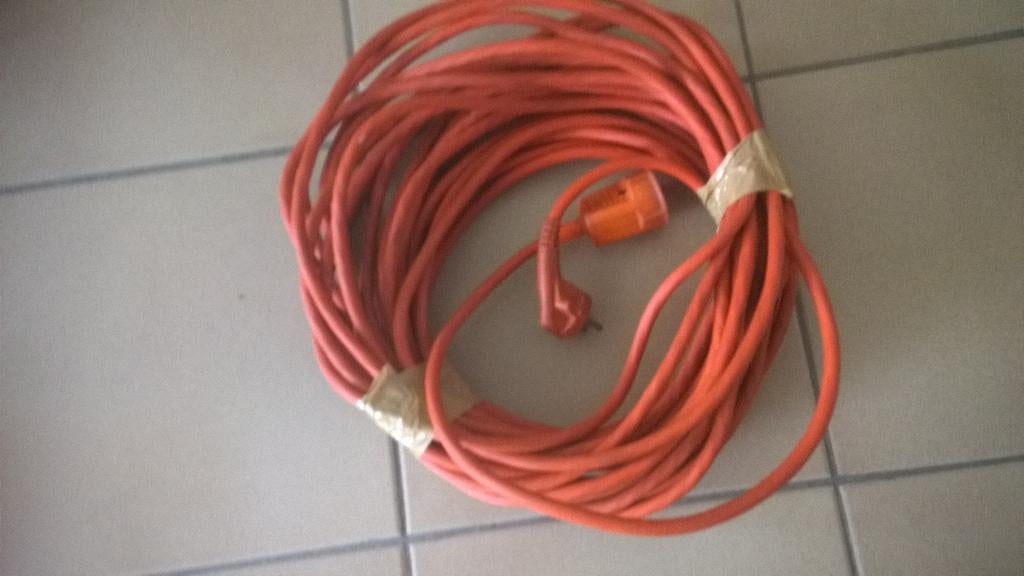 Verleng kabel, Ophalen of Verzenden, Zo goed als nieuw, Kabel of Snoer