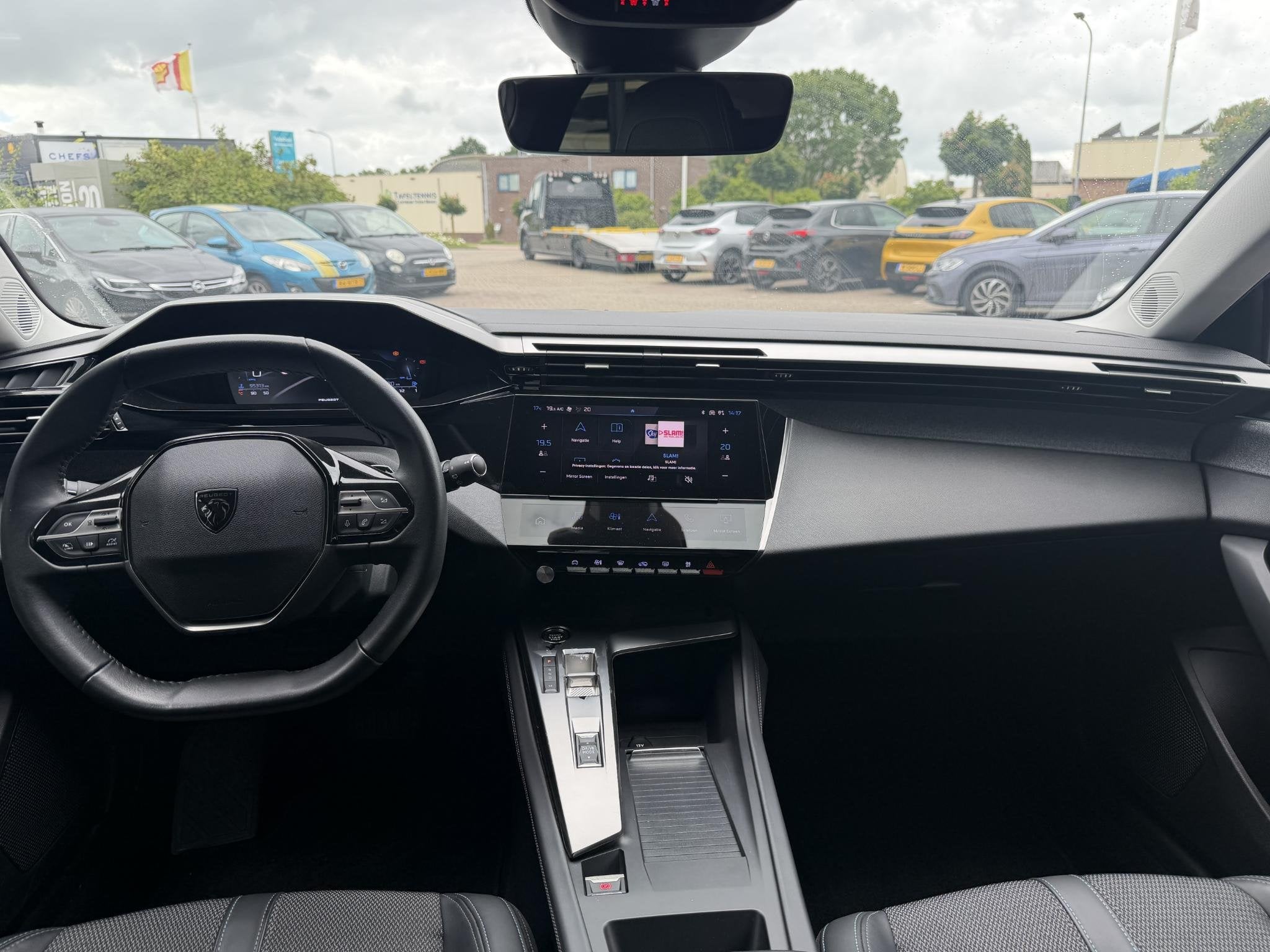 Peugeot 308 1.2 PureTech Allure Pack Business AUTOMAAT| MULT, 1263 kg, Automatische klimaatregeling, Gebruikt, 1199 cc