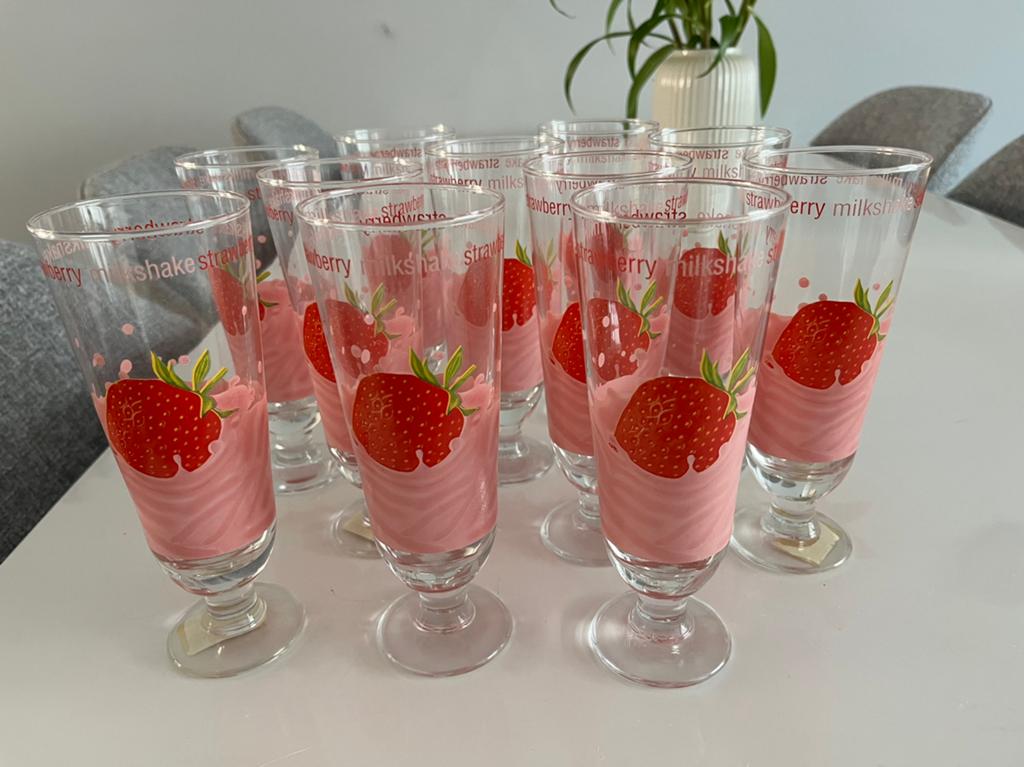 10+1 Zomerse Milkshake Glazen, Huis en Inrichting, Keuken | Servies, Glas of Glazen, Ophalen of Verzenden, Overige stijlen, Glas