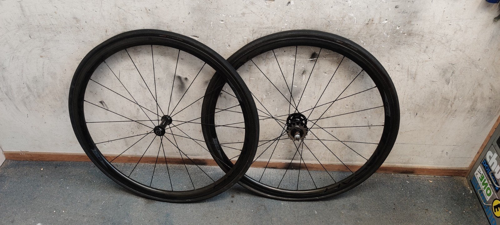 zeer betrouwbare fixed gear Carbon wielset 28 inch Phil wood, Fietsen en Brommers, Ophalen of Verzenden, Gebruikt, Racefiets, Carbon