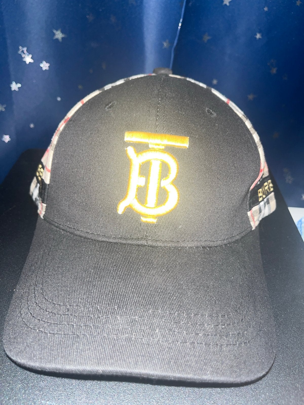 Burberry Pet met TB-logo, Ophalen of Verzenden, Zo goed als nieuw, One size fits all, Pet