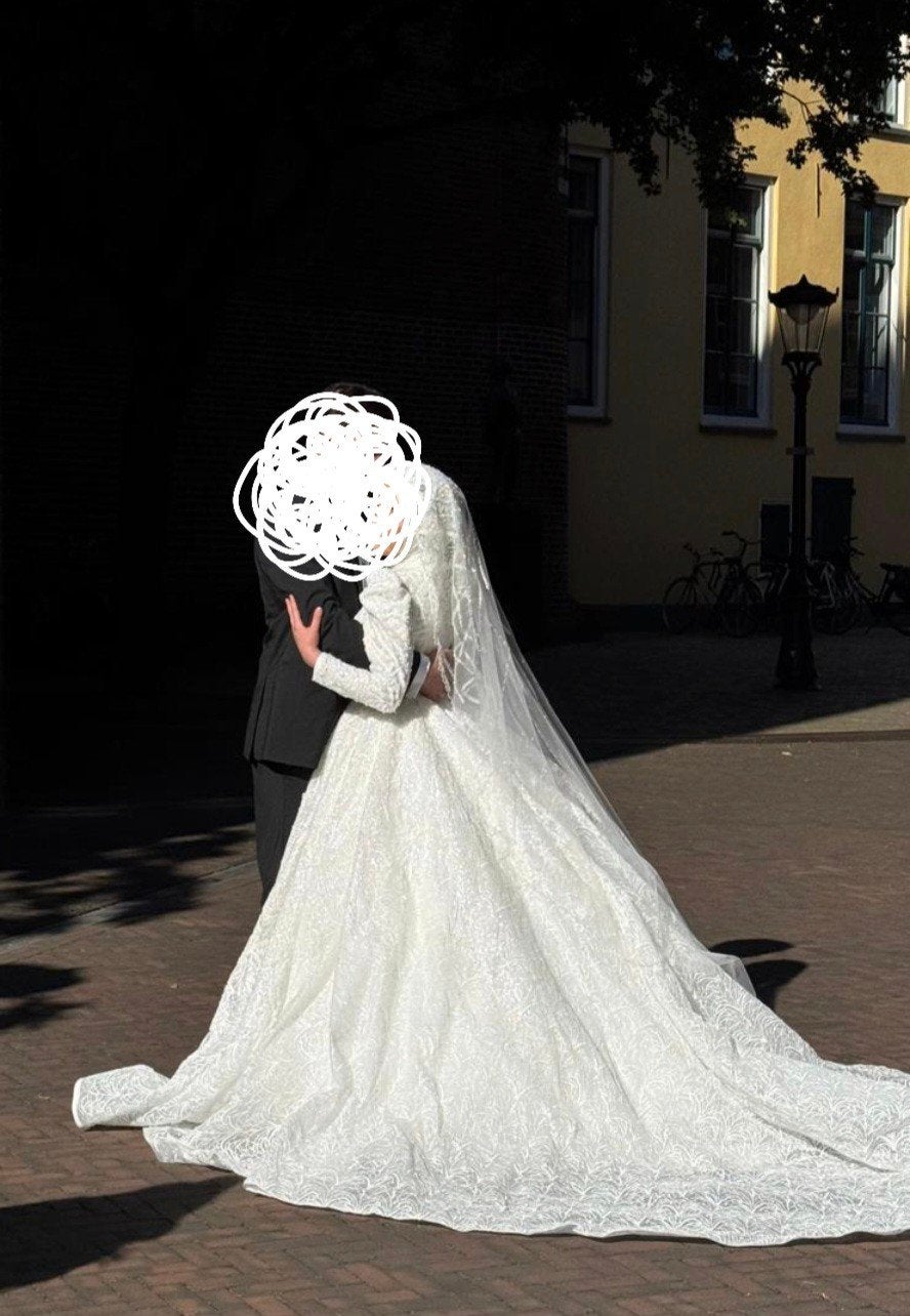 Bruidsjurk / Gelinlik, Ophalen, Zo goed als nieuw, Wit, Trouwjurk