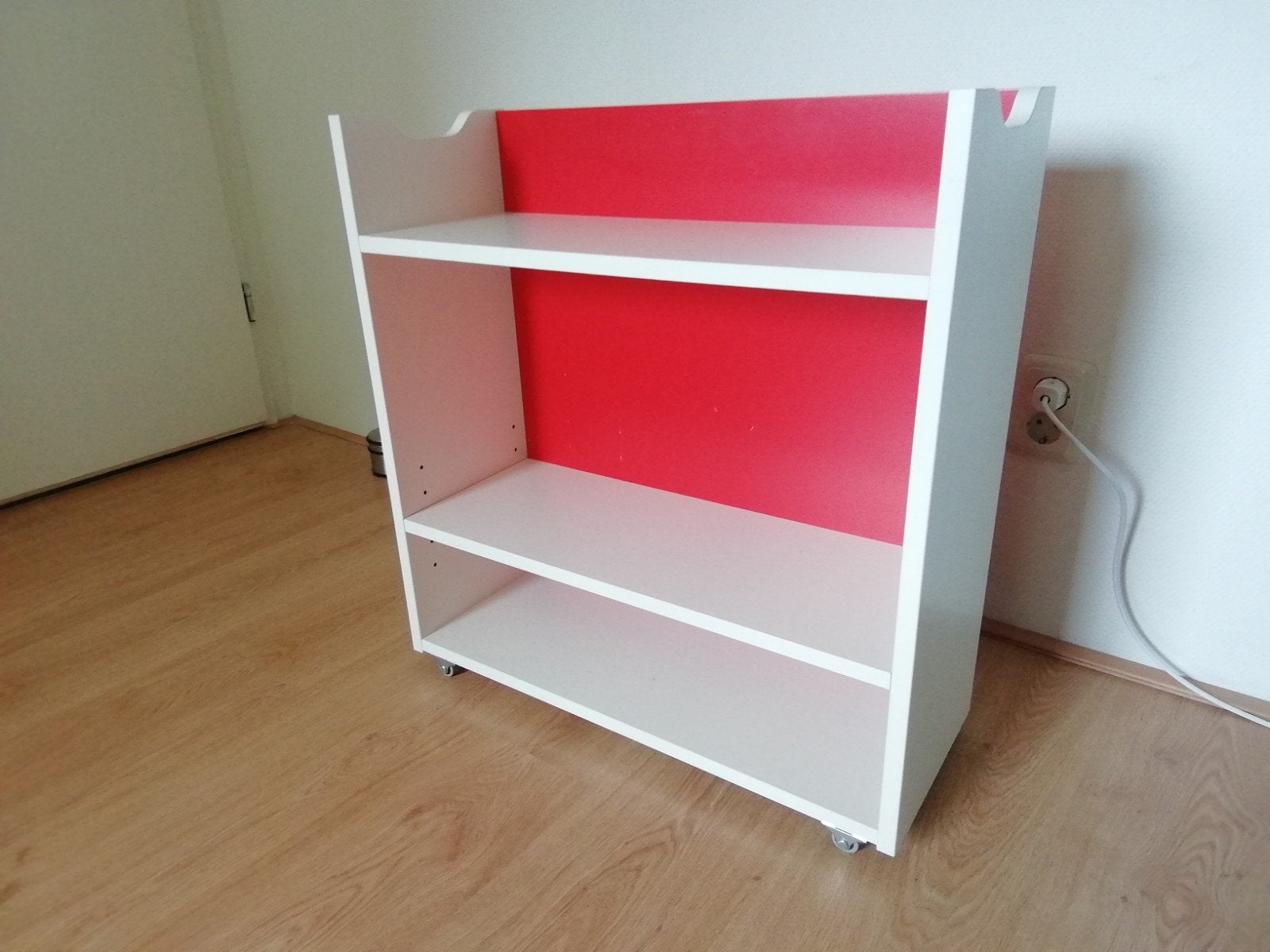 IKEA Flaxa kastje rood, Ophalen, Gebruikt, 50 tot 100 cm, Minder dan 25 cm