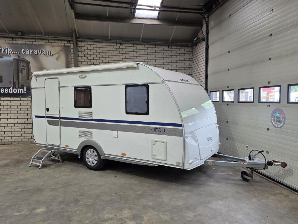 Adria Altea 432 PX / Frans bed / Mover / Voortent, Bedrijf, Treinzit, 750 - 1000 kg, Schokbreker