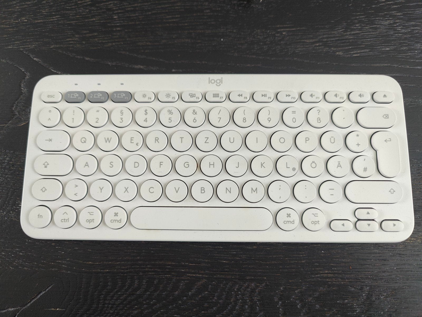 Logitech K380 mac QWERTZ toetsenbord, Computers en Software, Multimediatoetsen, Logitech, Nieuw, Ophalen of Verzenden