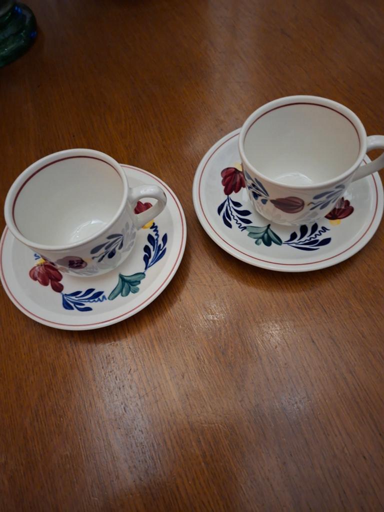 Set van 2 Boch Royal Sphinx Holland kop en schotel, Antiek en Kunst, Ophalen of Verzenden