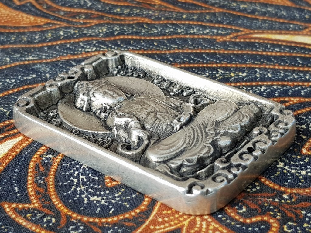 Prachtig oud Chinees Boeddha amulet van zilverbrons 6,8 cm., Antiek en Kunst, Kunst | Niet-Westerse kunst, Zilver, Sieraad, Ophalen of Verzenden