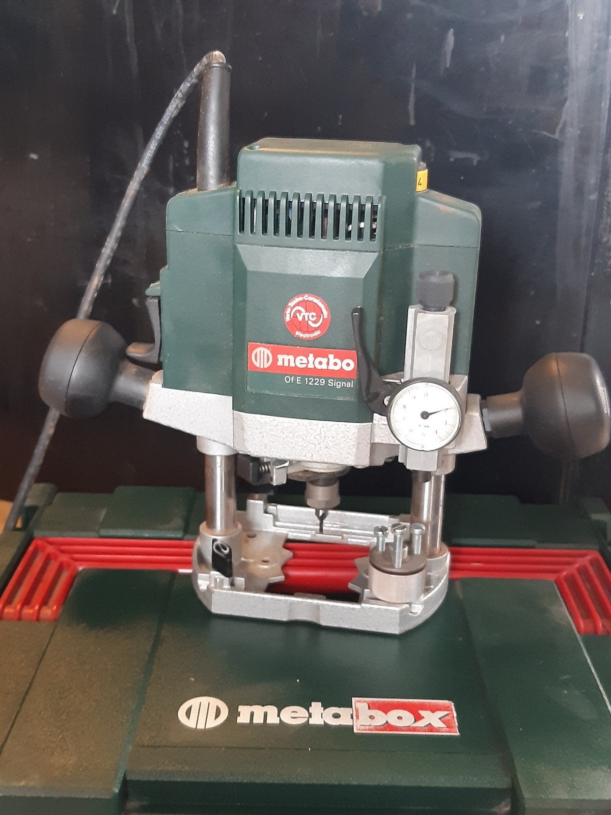 Metabo OF E 1229 Bovenfrees nieuw, Ophalen of Verzenden, Zo goed als nieuw, Bovenfrees, Metabo