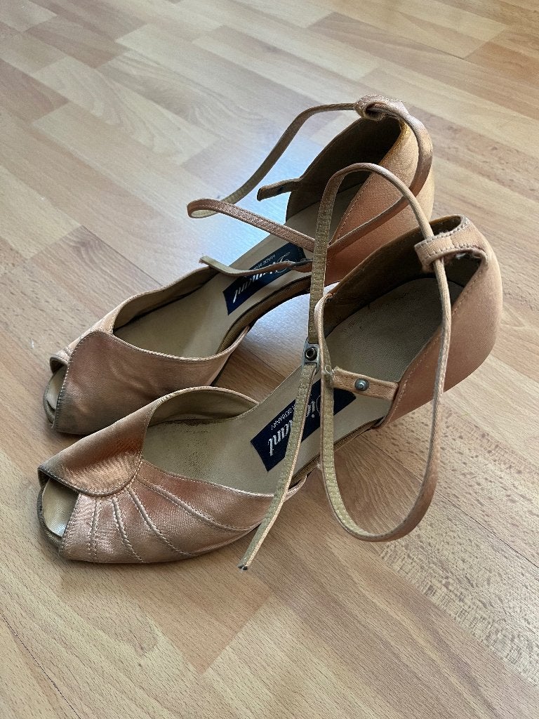 Stijldansen schoenen van Diamant maat 40/41, Ophalen, Diamant, Overige kleuren, Schoenen met hoge hakken