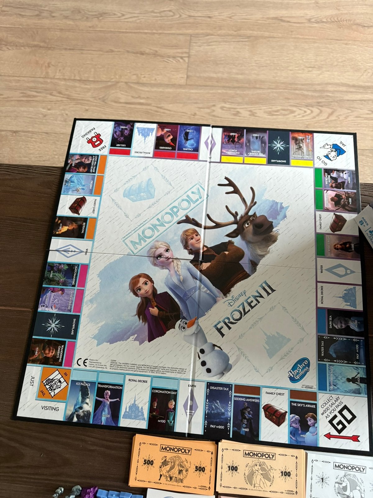 Disney frozen monopoly spel, Hobby en Vrije tijd, Gezelschapsspellen | Bordspellen, Ophalen of Verzenden, Zo goed als nieuw