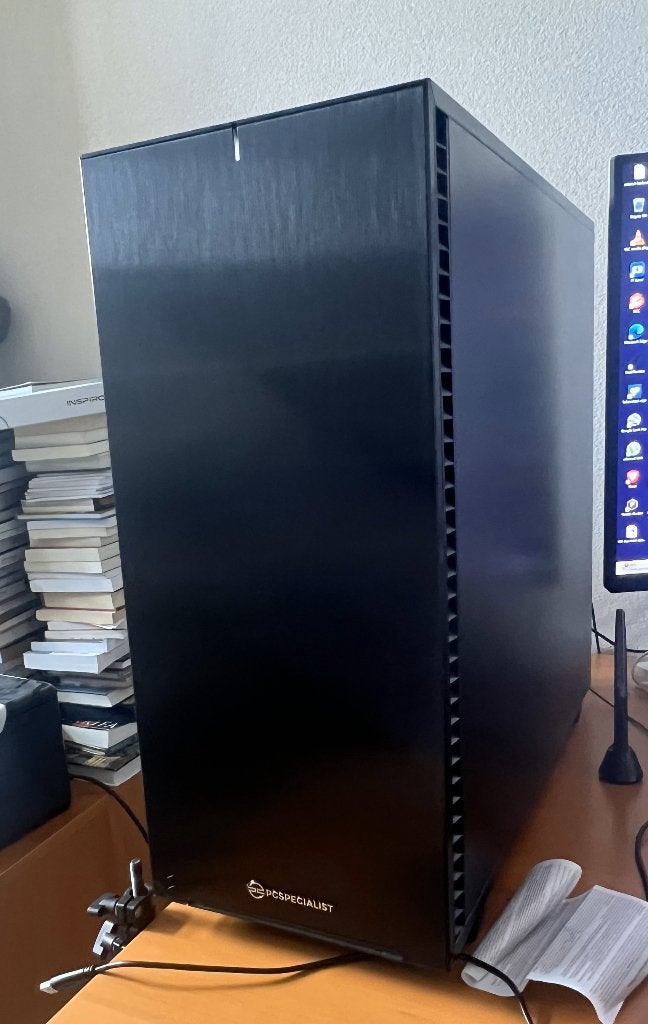 AMD Ryzen 9 desktop PC, Computers en Software, Desktop Pc's, Zo goed als nieuw, 4 Ghz of meer, HDD, SSD, 64 GB of meer, Ophalen