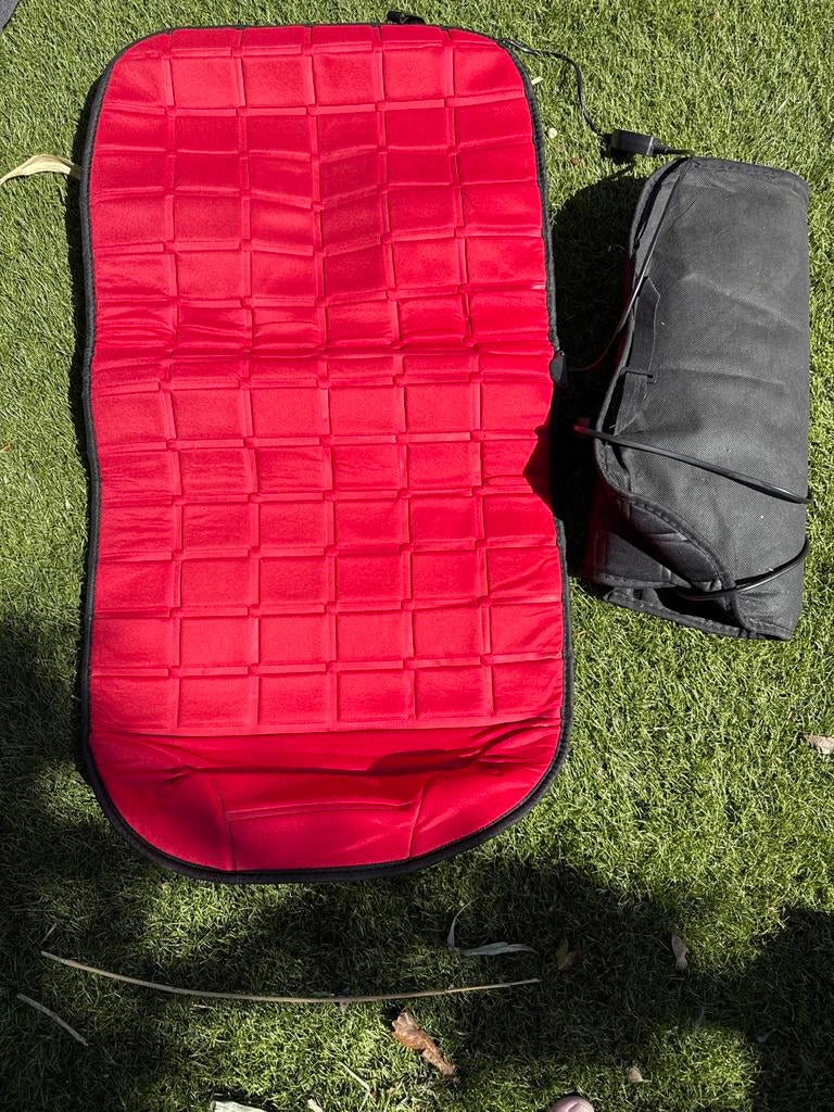 Verwarmde Autostoelhoes - Rood & Zwart, 12V Aansluiting, Ophalen of Verzenden, Gebruikt