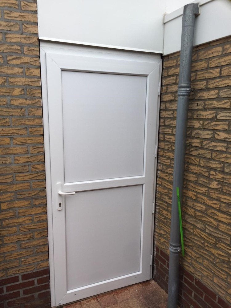 KUNSTSTOF KOZIJN MET DEUR PANEEL 98x200 DIRECT LEVERBAAR, Doe-het-zelf en Verbouw, Deuren en Horren, Niet ingevuld, Kunststof