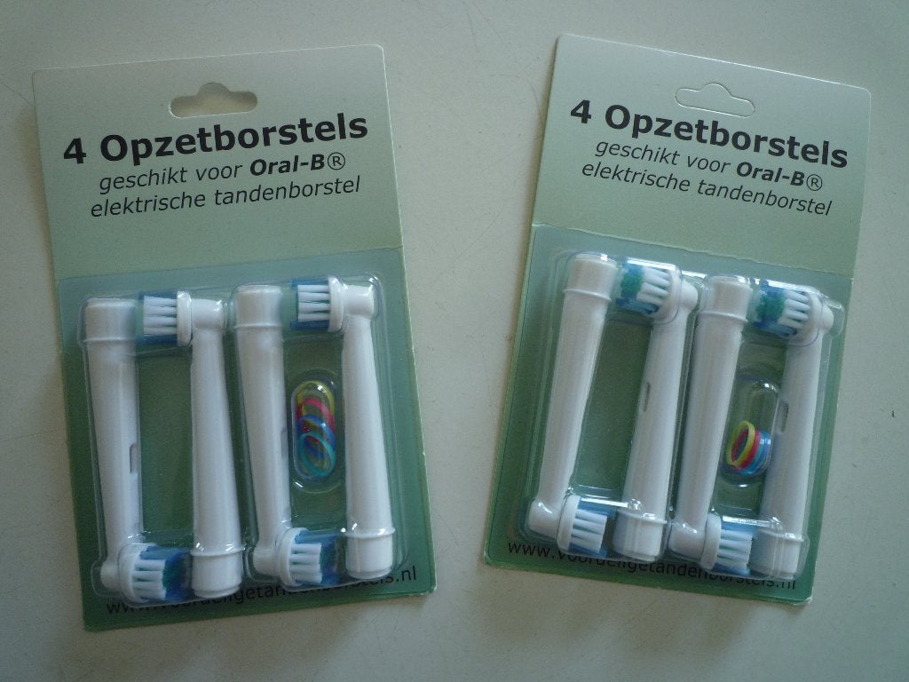 2x 4 stuks opzetborstels Oral B elektrische tandenborstel, Ophalen of Verzenden, Nieuw, Opzetborstel