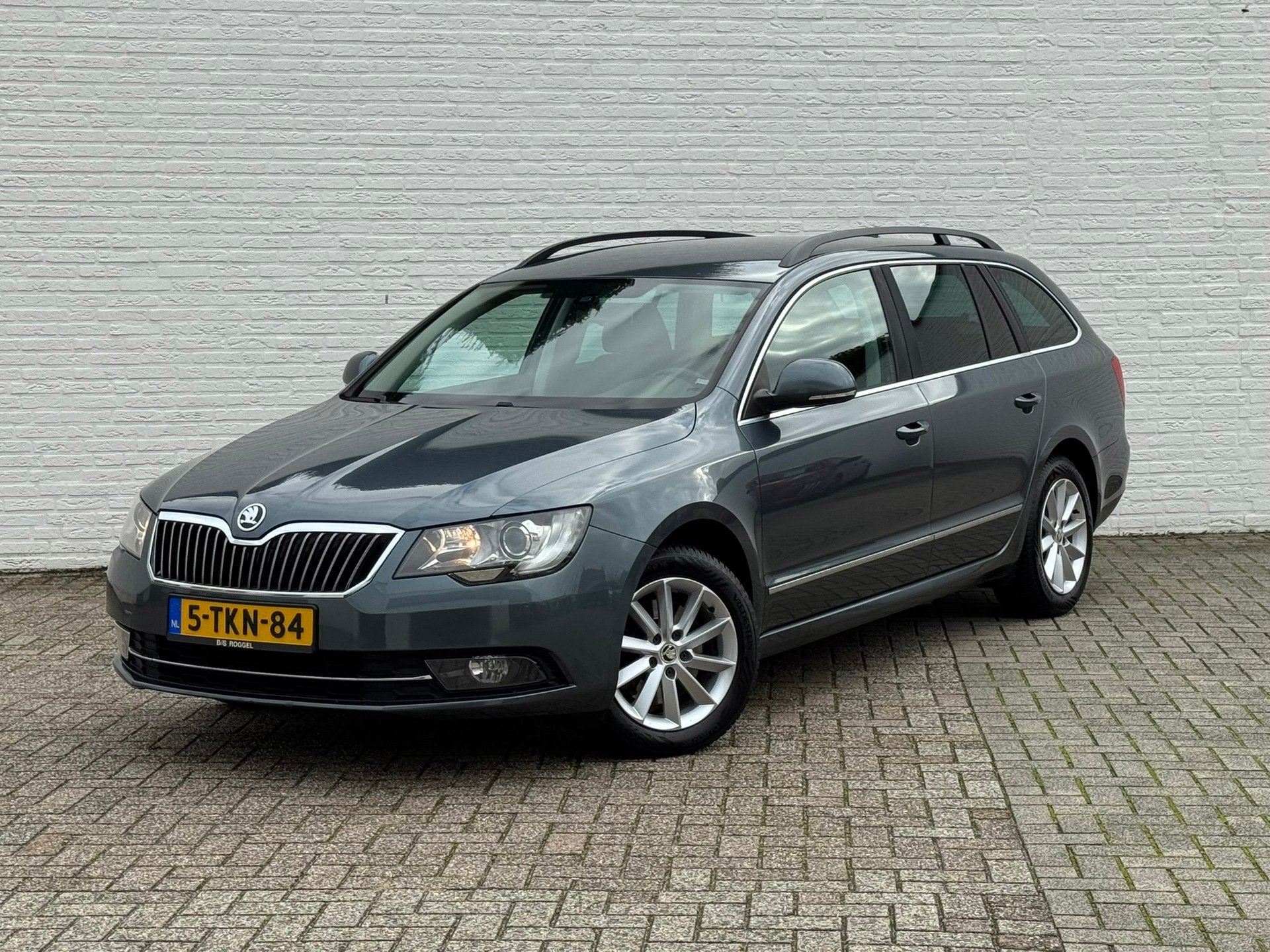 Skoda Superb Combi 1.8 TSI Ambition Clima Navi Trekhaak All-, Auto's, Euro 5, Stof, Gebruikt, 4 cilinders