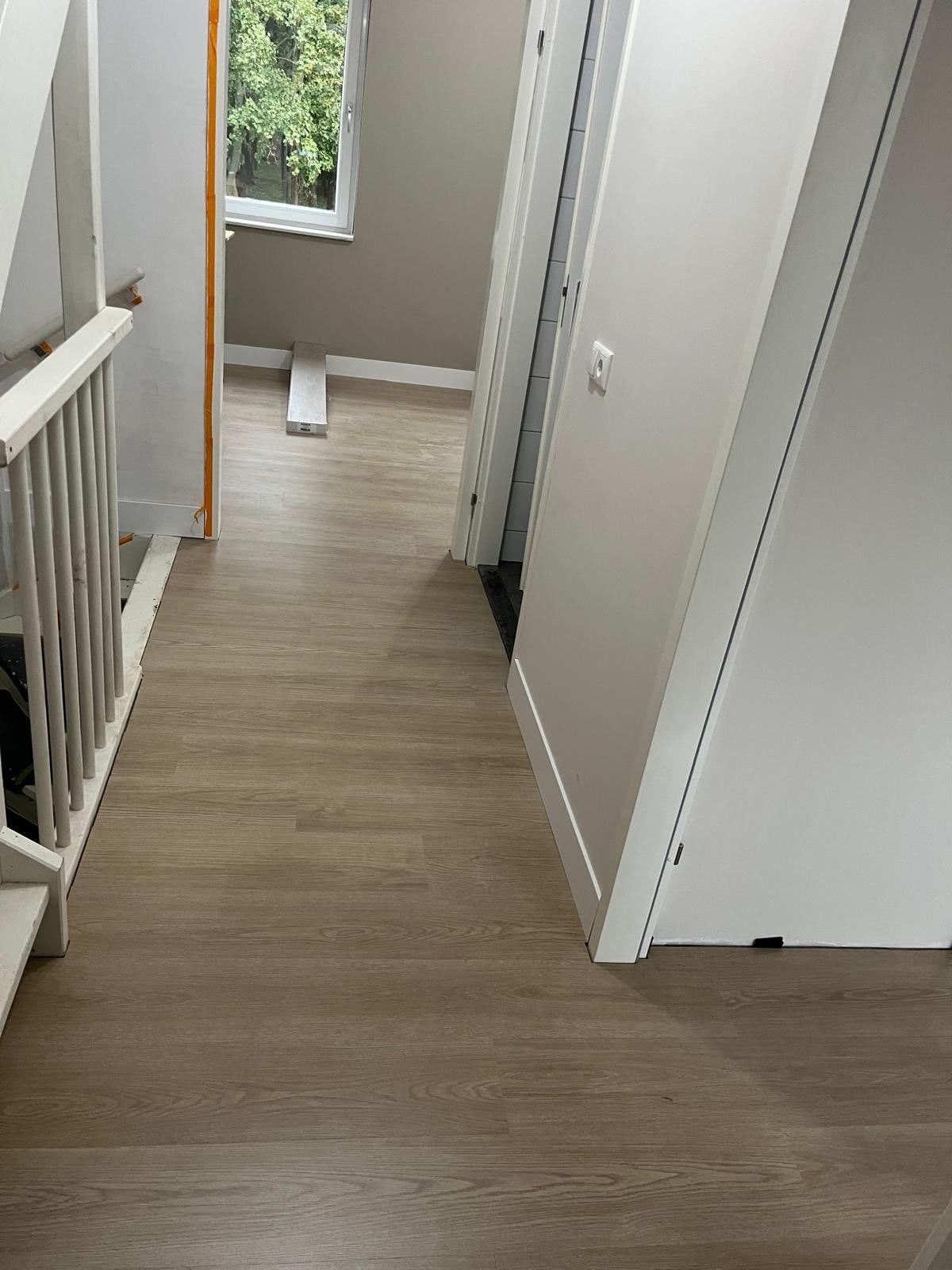 Laminaat Valley Eiken Bruin Karwei - ca. 34m², Doe-het-zelf en Verbouw, Ophalen, Zo goed als nieuw, 10 m² of meer, Hout