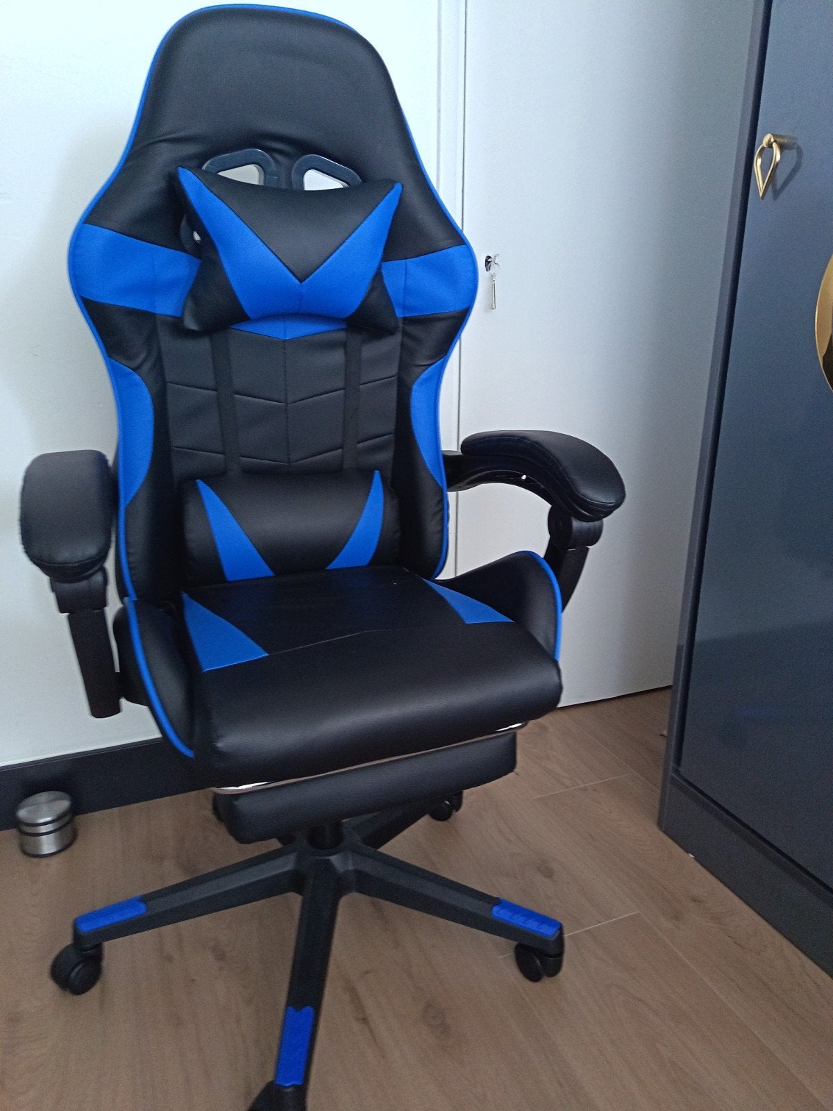 Zo goed als nieuwe draaistoel met massage en 180 rugleuning, Ophalen