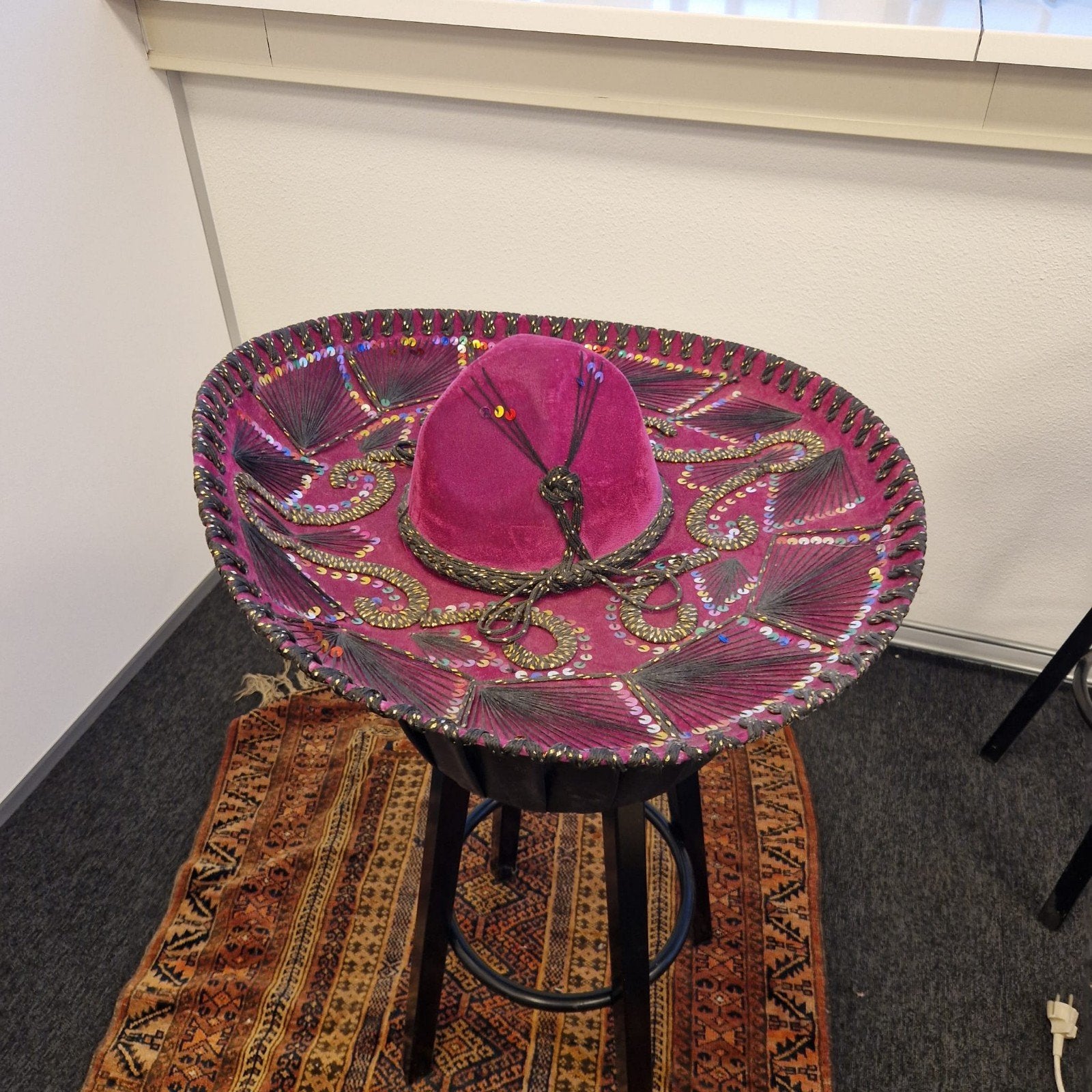 Prachtige Mexicaanse Sombrero - Roze met pailletten, Hoed, Zo goed als nieuw, BELRI HATS, One size fits all