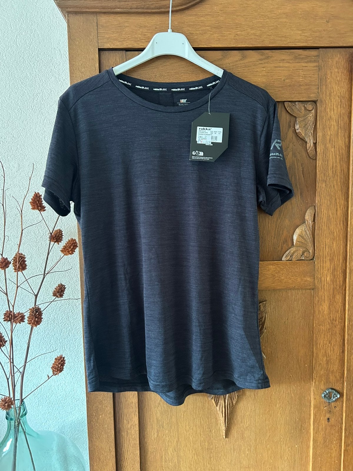 Nieuw zwart / grijs sport shirt Rukka 38, Maat 38/40 (M), Zwart, Nieuw, Ophalen of Verzenden