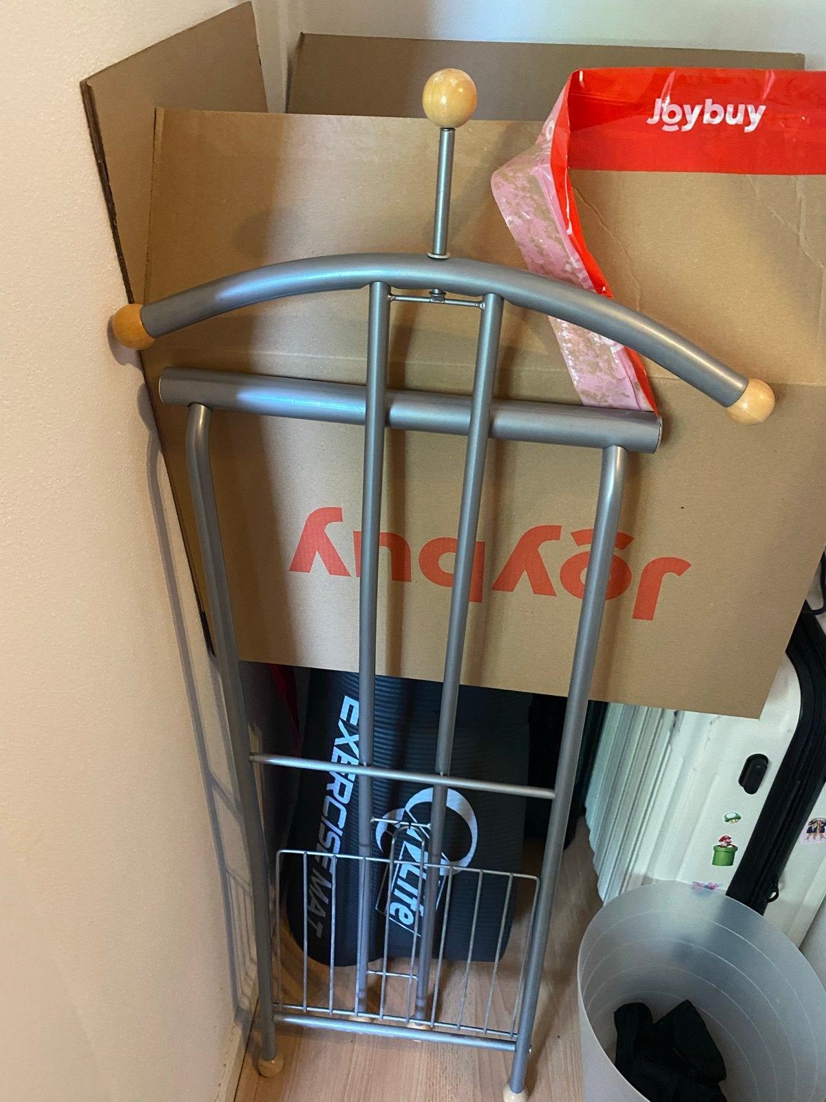 Stijlvol Kledingrek - Perfect voor Organisatie, Ophalen, Gebruikt