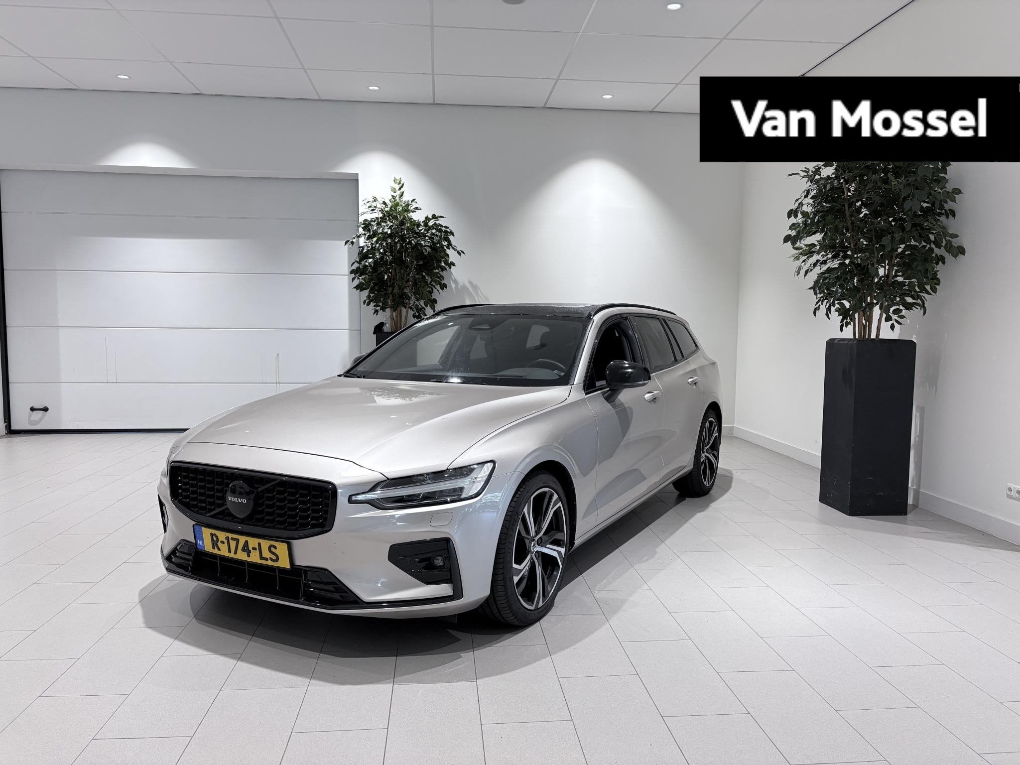 Volvo V60 2.0 B4 Ultimate Dark, 12 maanden, Euro 6, 4 cilinders, 1634 kg