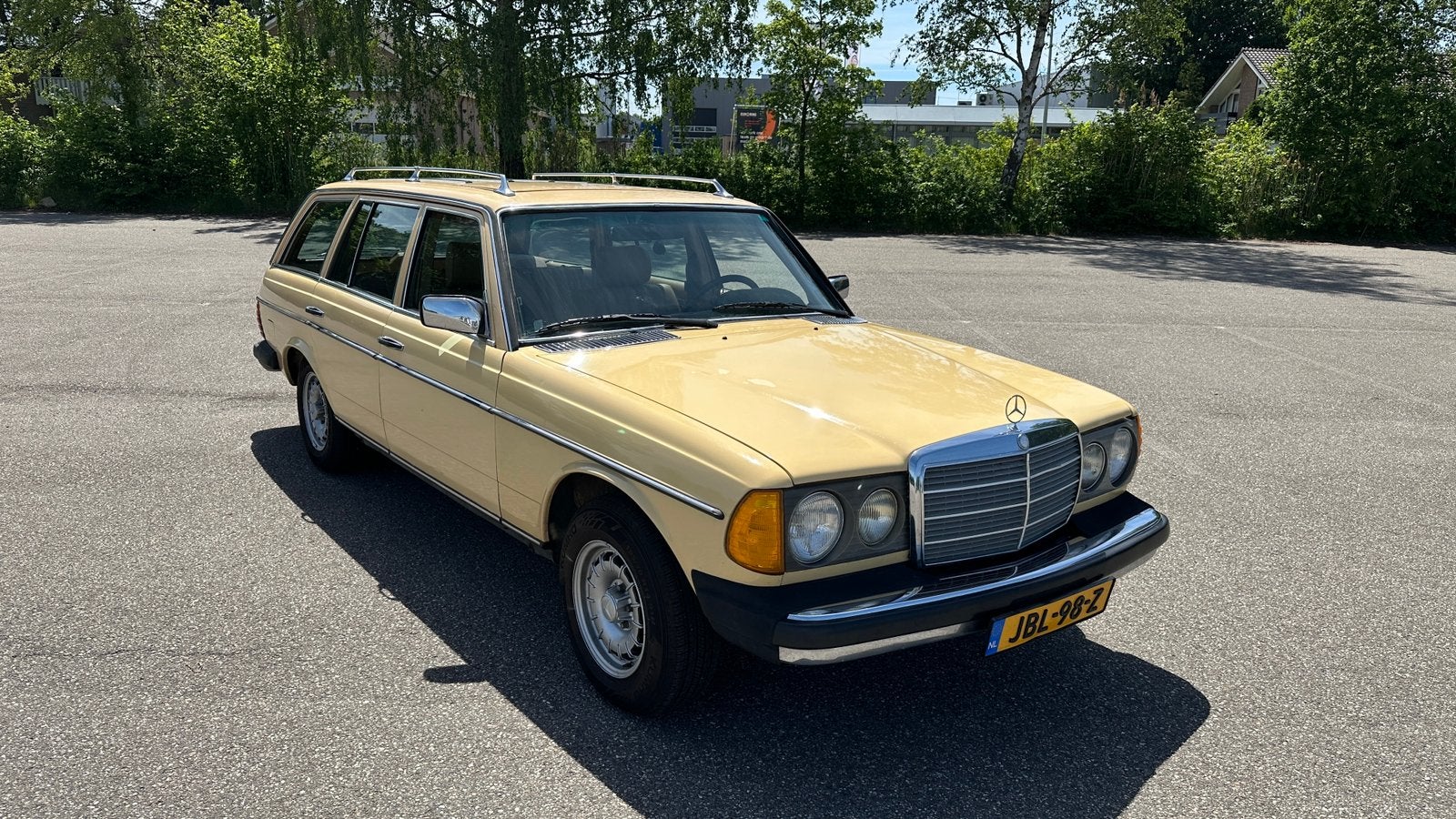 Mercedes 300 TDT S123 / W123, Automaat, 125 pk, 1649 kg, 23 km/l