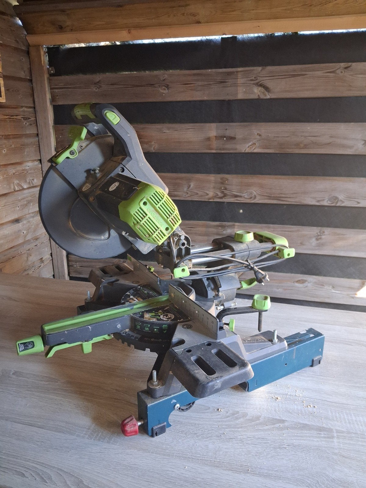 Afkortzaag Evolution F255, Ophalen, Evolution, 70 mm of meer, Afkortzaag