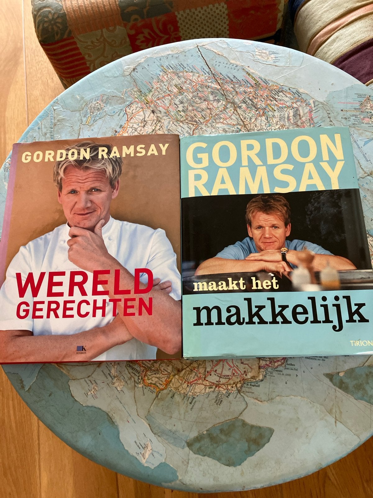 Gordon Ramsay Kookboeken: Wereldgerechten & Maakt het Makkel, Boeken, Ophalen of Verzenden, Zo goed als nieuw, Overige gebieden