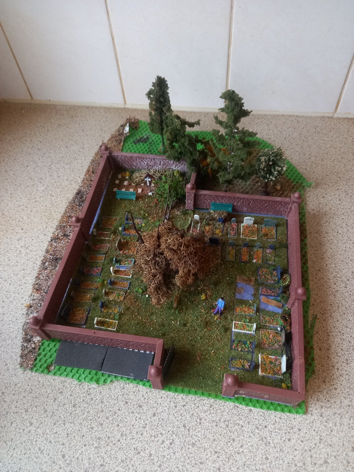 Busch HO complete diorama ingerichte begraafplaats in detail, Hobby en Vrije tijd, Modeltreinen | H0, Ophalen of Verzenden, Gebruikt