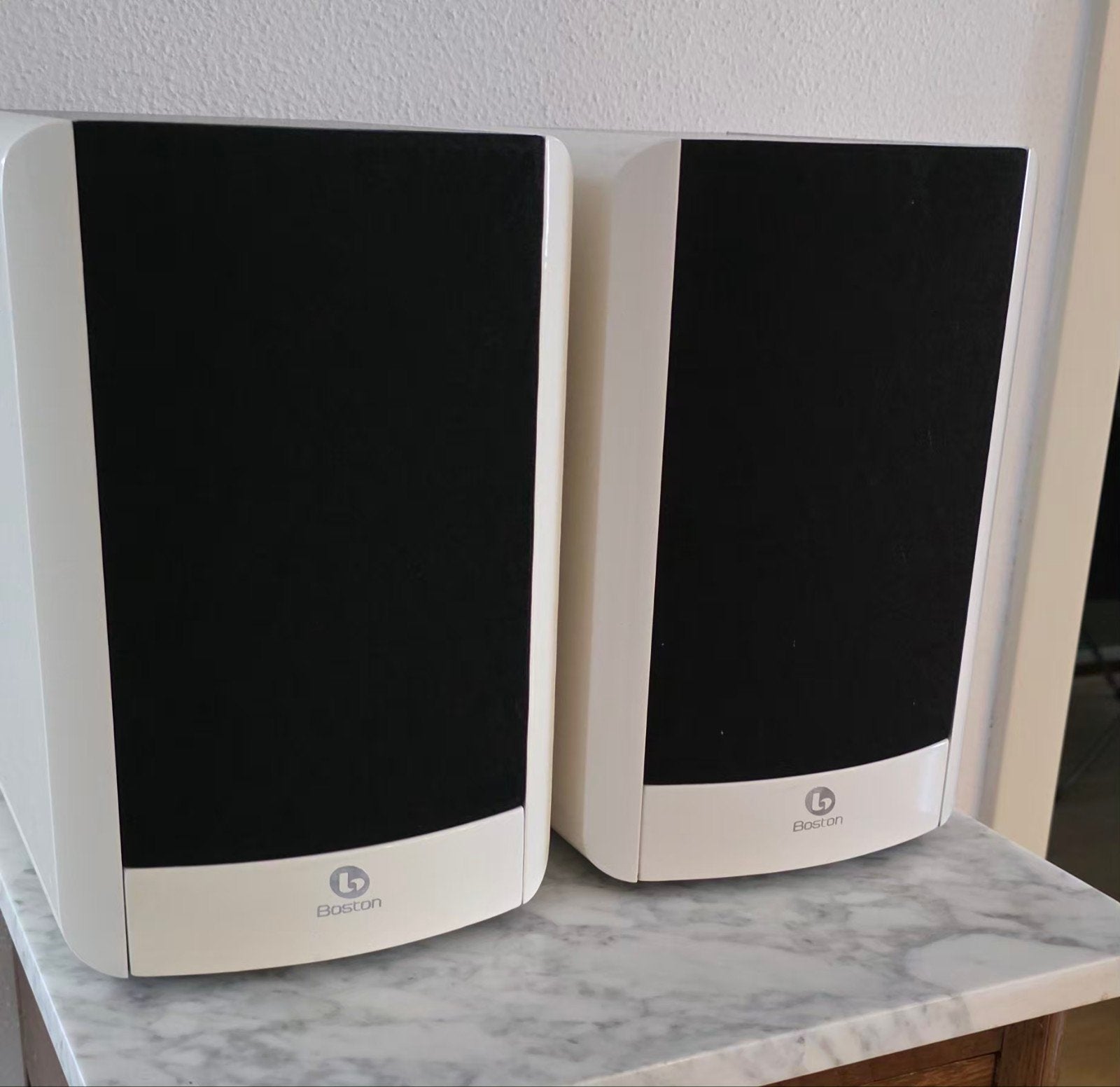 Boston Acoustics A25 Boekenplank Luidsprekers - Wit, Overige merken, Ophalen of Verzenden, Zo goed als nieuw, Minder dan 60 watt