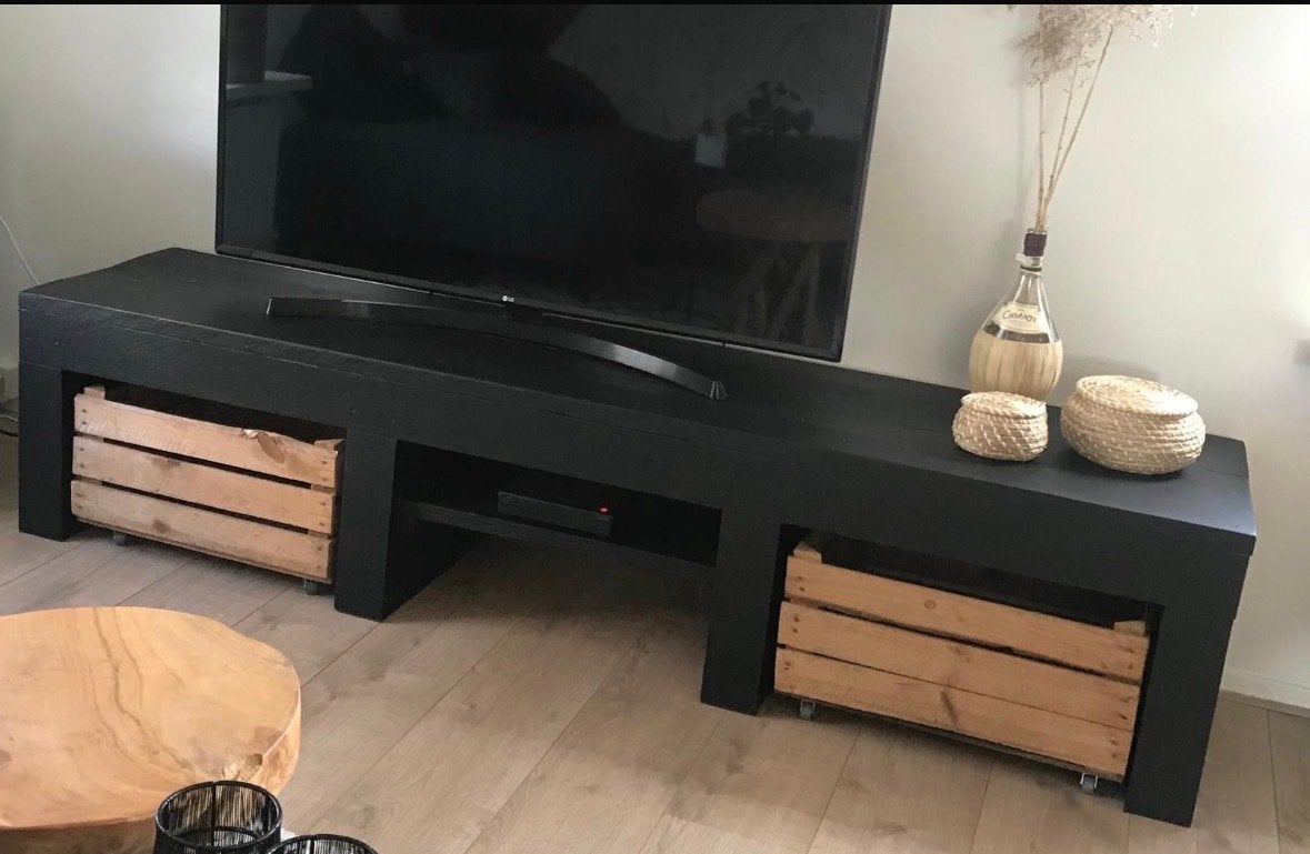 Stevig steigerhouten TV-meubel met opbergbakjes, Huis en Inrichting, Ophalen, Gebruikt, 150 tot 200 cm, Minder dan 100 cm