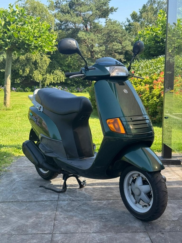 ⭐️Piaggio skr 125cc donker groen nette staat A1⭐️
