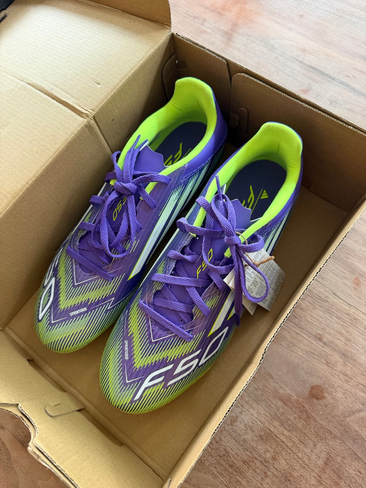 Nieuwe Adidas F50 Club FG/MG voetbalschoenen, Ophalen, Nieuw, Schoenen