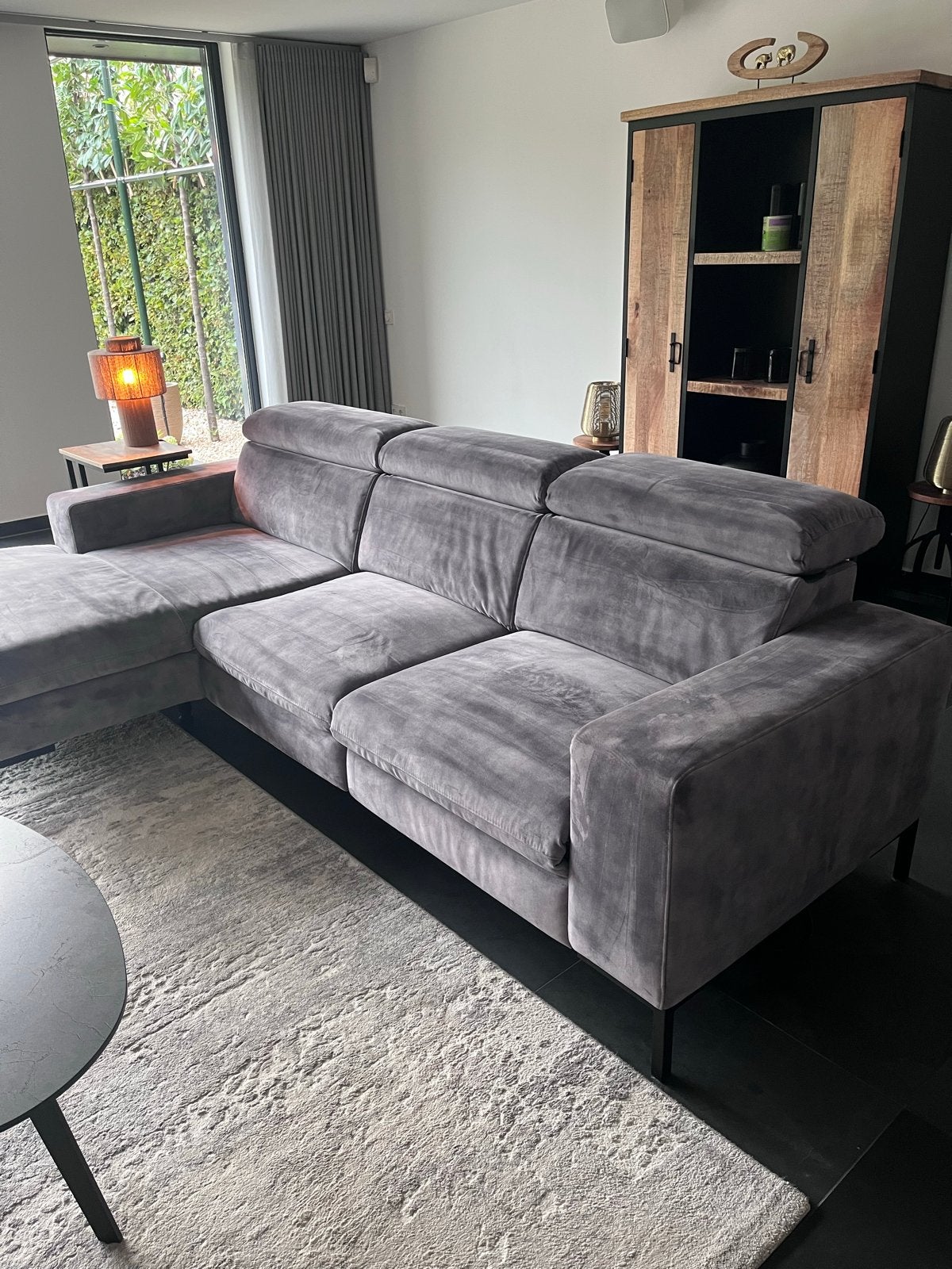Foto 4 van Luxe Knibbeler hoekbank met motor en loungefunctie