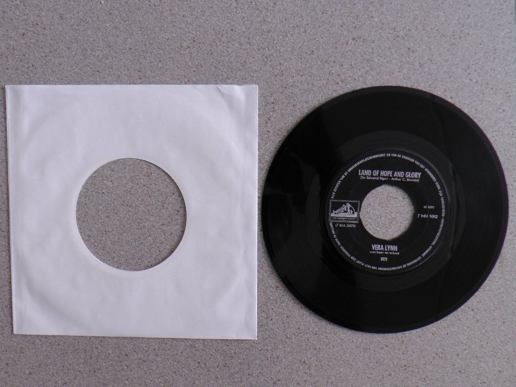 Vera Lynn - Land of hope and glory VINYL SINGLE, Gebruikt, 7 inch, Pop, Fotohoes