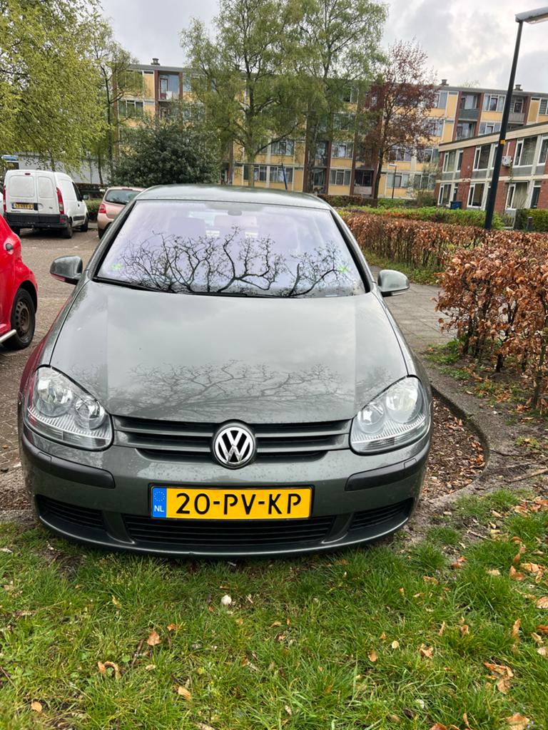 Volkswagen Golf 1.6 FSI Automaat te koop, Auto-onderdelen, Ophalen, Voor, Volkswagen, Bumper