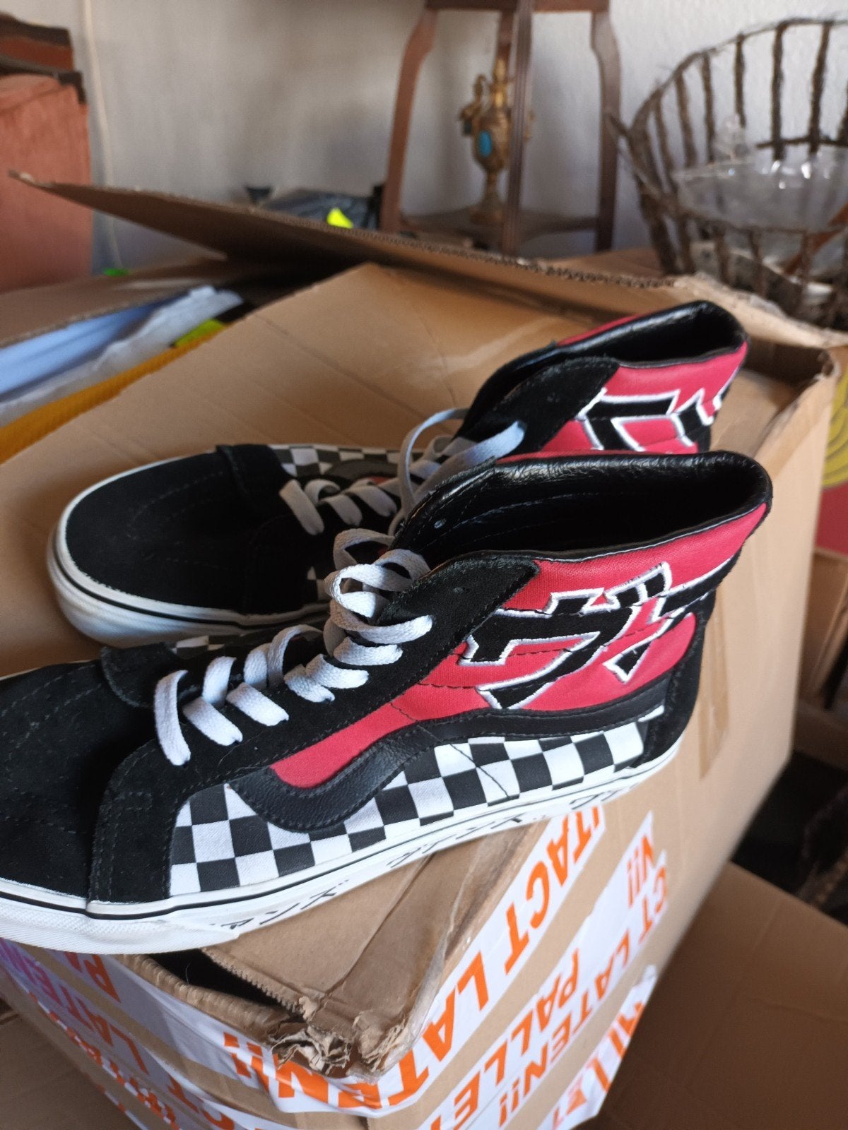 Vans Sk8-Hi Sneakers Zwart/Rood/Wit Maat 42.5, Ophalen, Zwart, Sneakers of Gympen, Vans