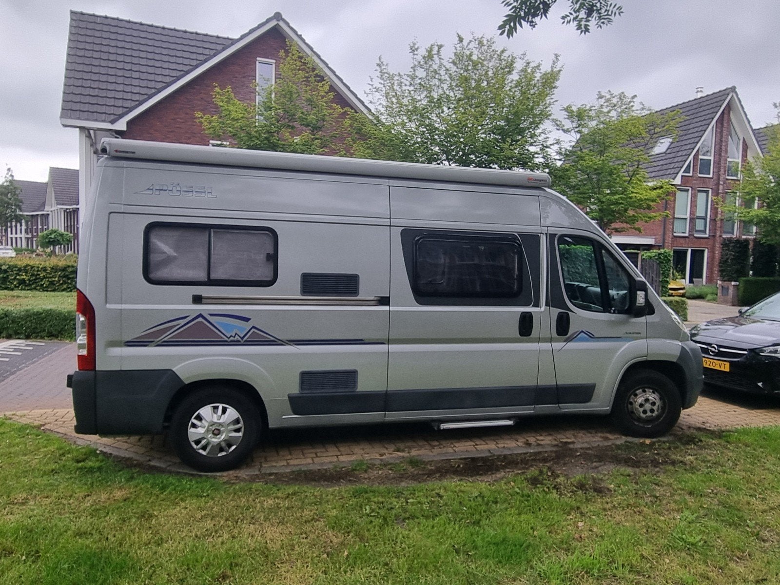 Compacte en complete buscamper - Klaar voor avontuur!, Ringverwarming, Pössl, Boiler, Particulier