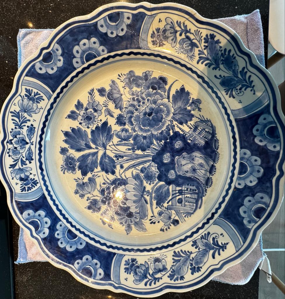 Antiek Delfts Blauw Schotel met Bloemmotief - Handgeschilder, Ophalen