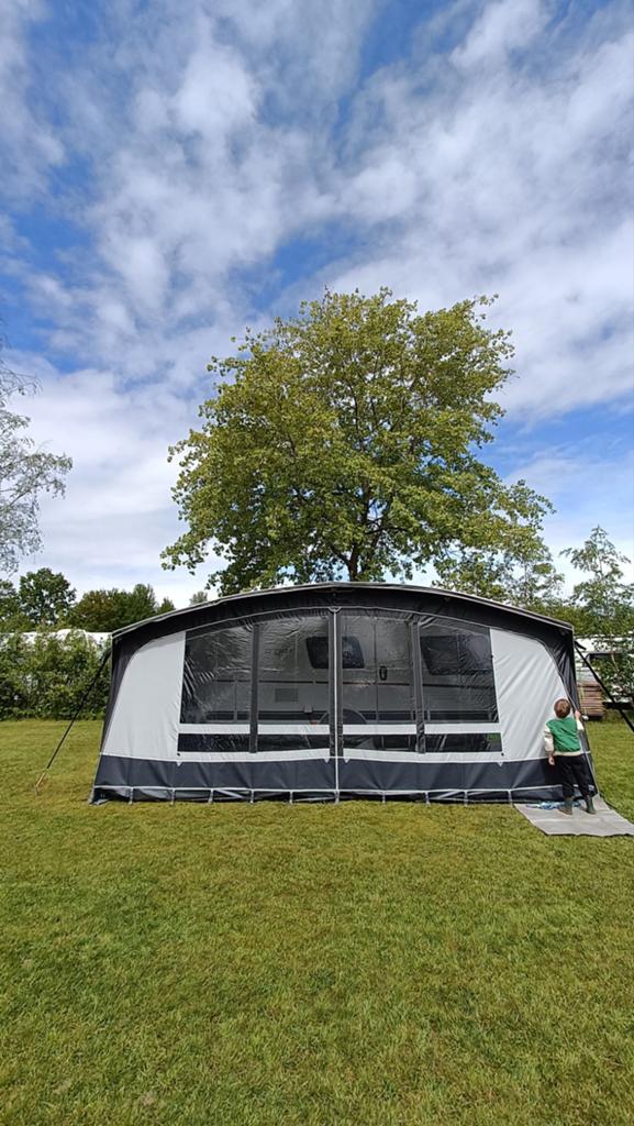 Voortent Dorema octavia XL, 270 diep, omloopmaat 14, Caravans en Kamperen, Caravan accessoires, Ophalen of Verzenden, Zo goed als nieuw