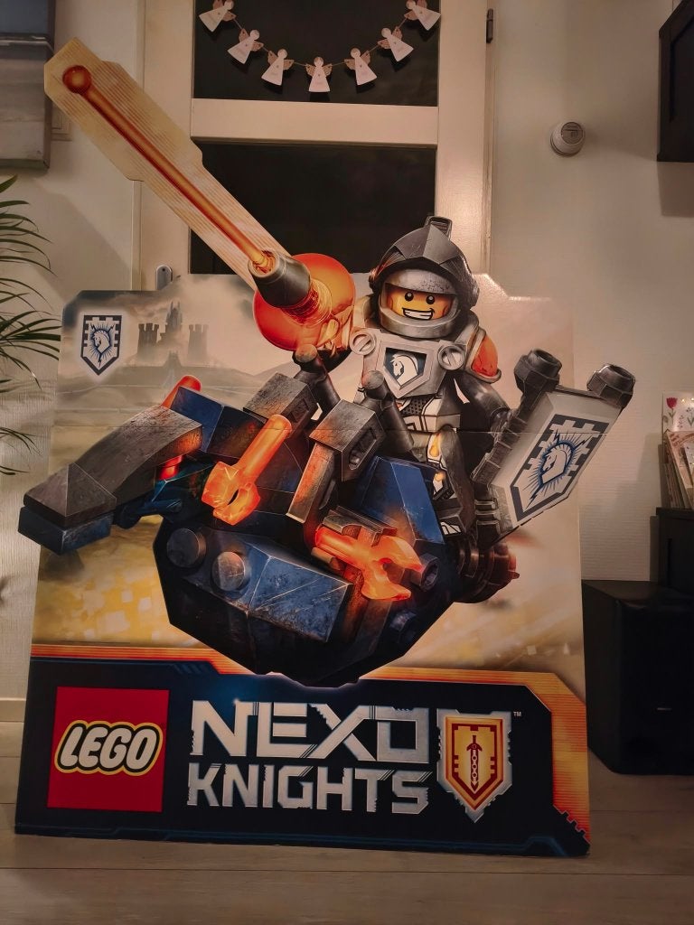 lego nexo knights winkeldisplay ( karton) !, Ophalen, Gebruikt