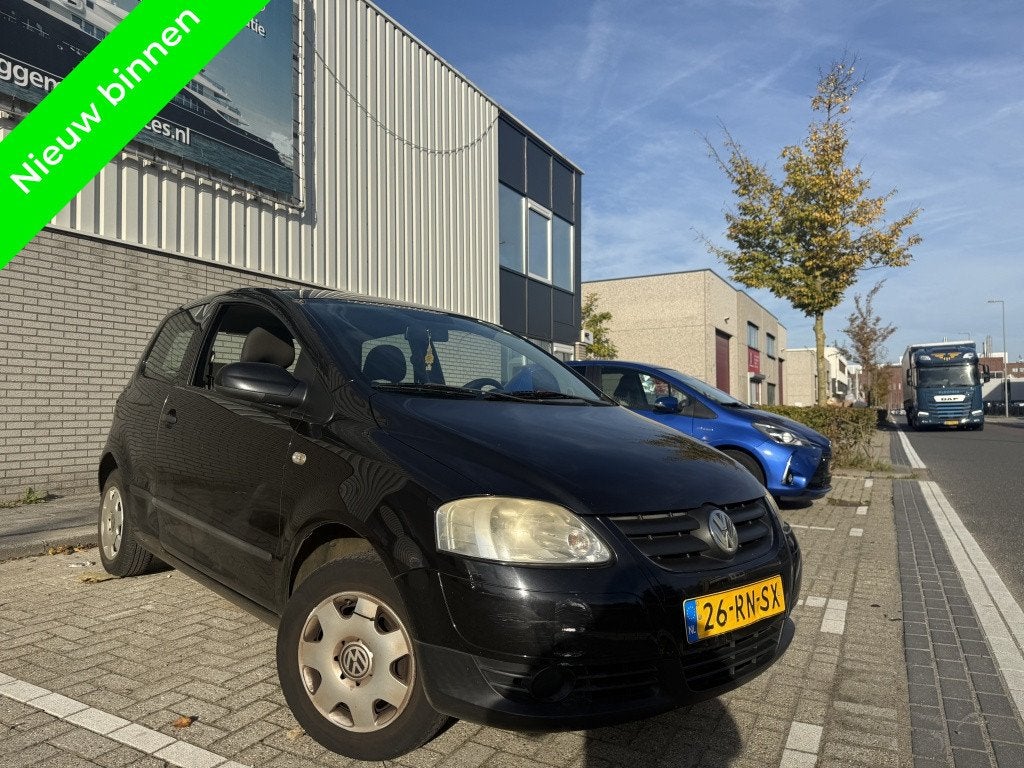 Volkswagen Fox 1.4 Trendline Apk Juni, 15 km/l, 4 cilinders, ABS, 4 stoelen