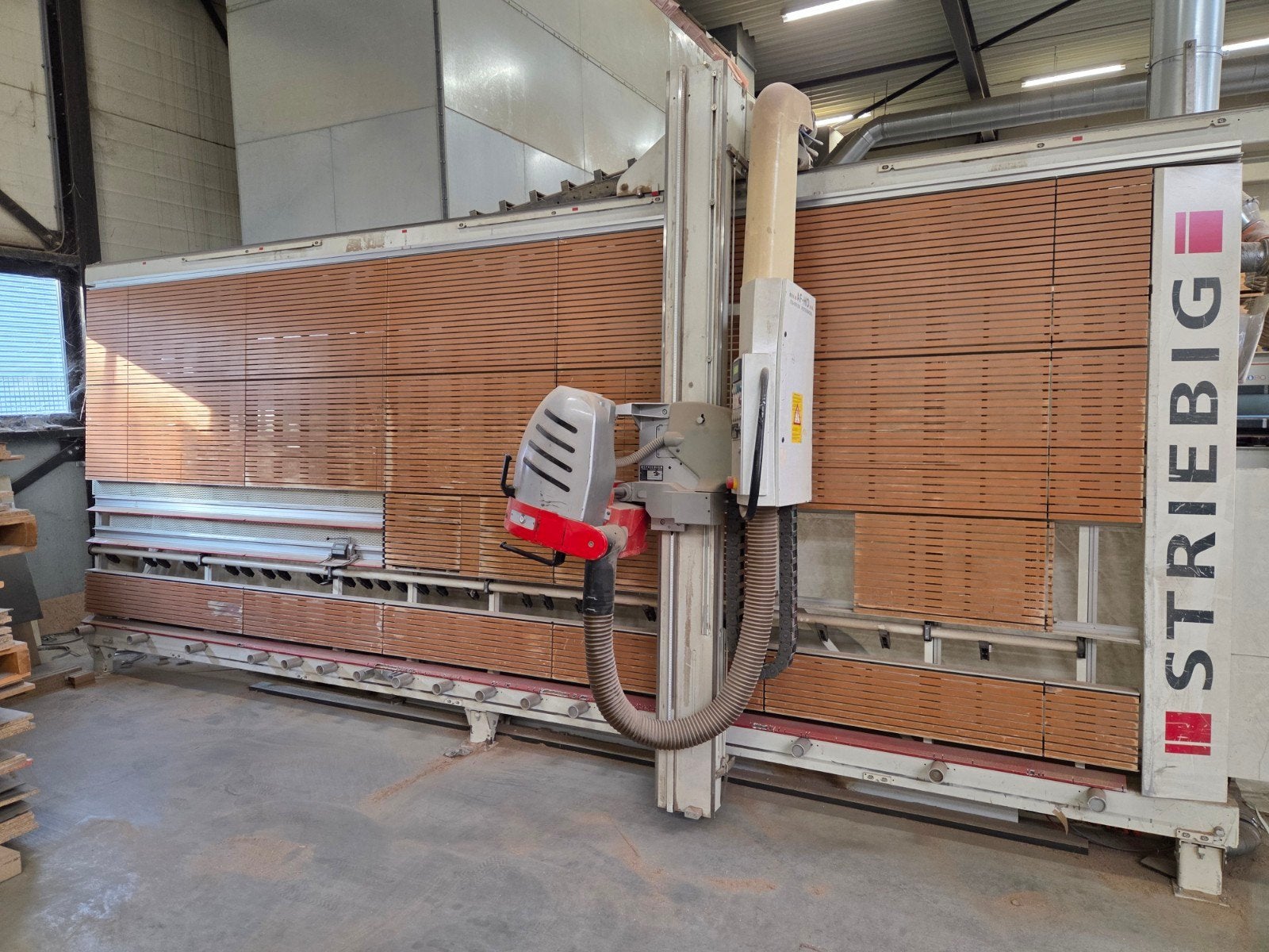 Striebig verticale wandzaag, Ophalen, Gebruikt, 1200 watt of meer, 30 tot 70 mm