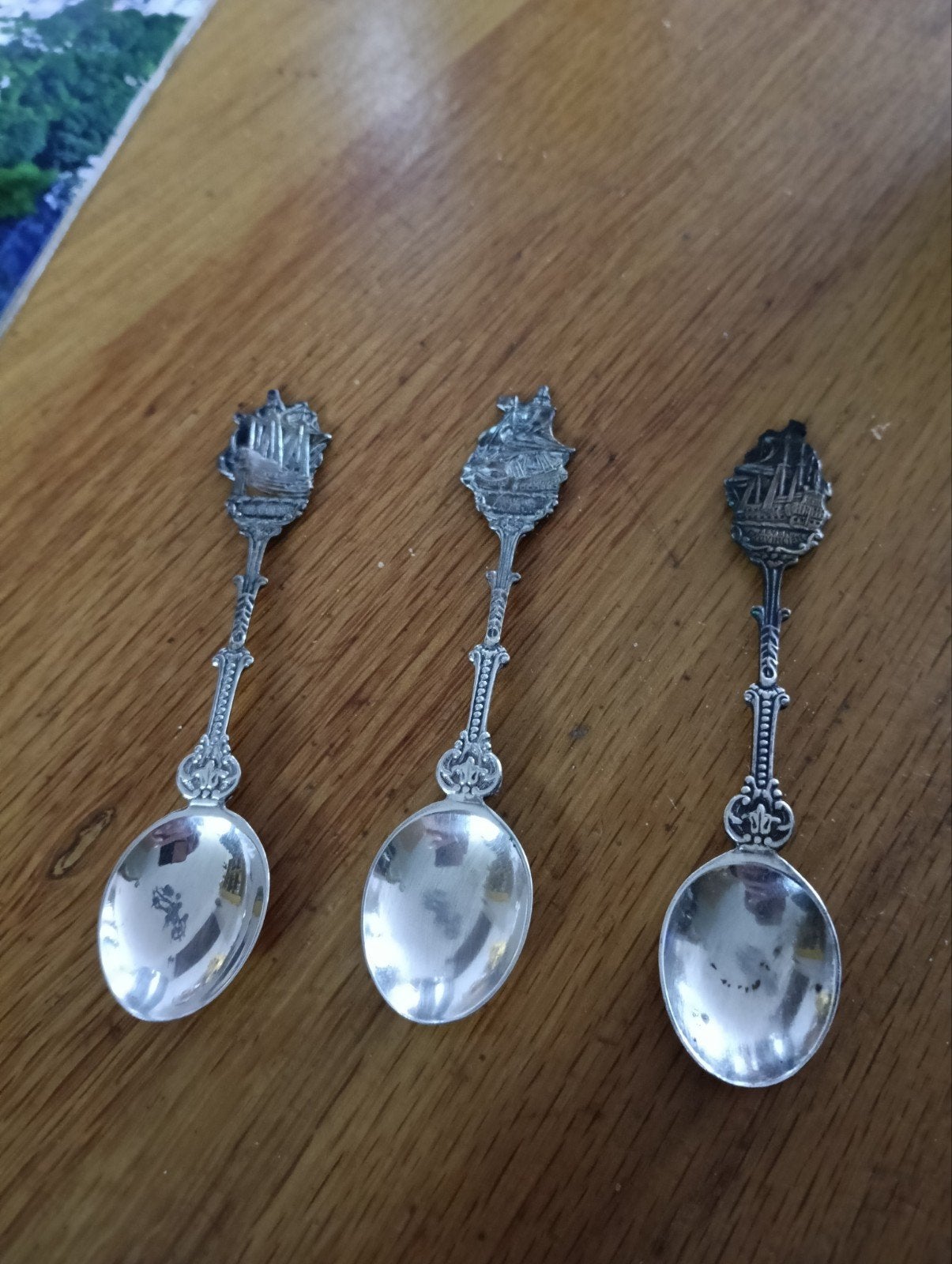 Set van 3 verzilverde souvenirlepeltjes, Antiek en Kunst, Ophalen of Verzenden