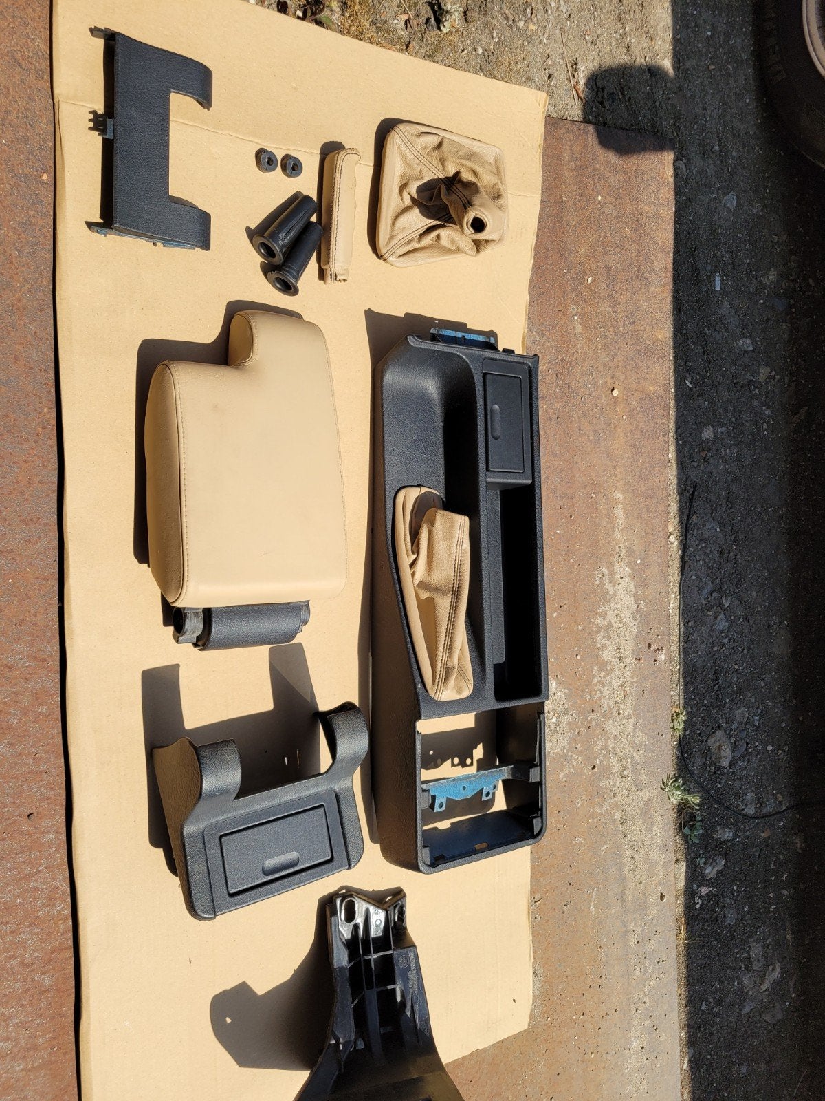 E36 cabrio armsteun set met pookhoes individual sandbeige, Auto-onderdelen, Ophalen