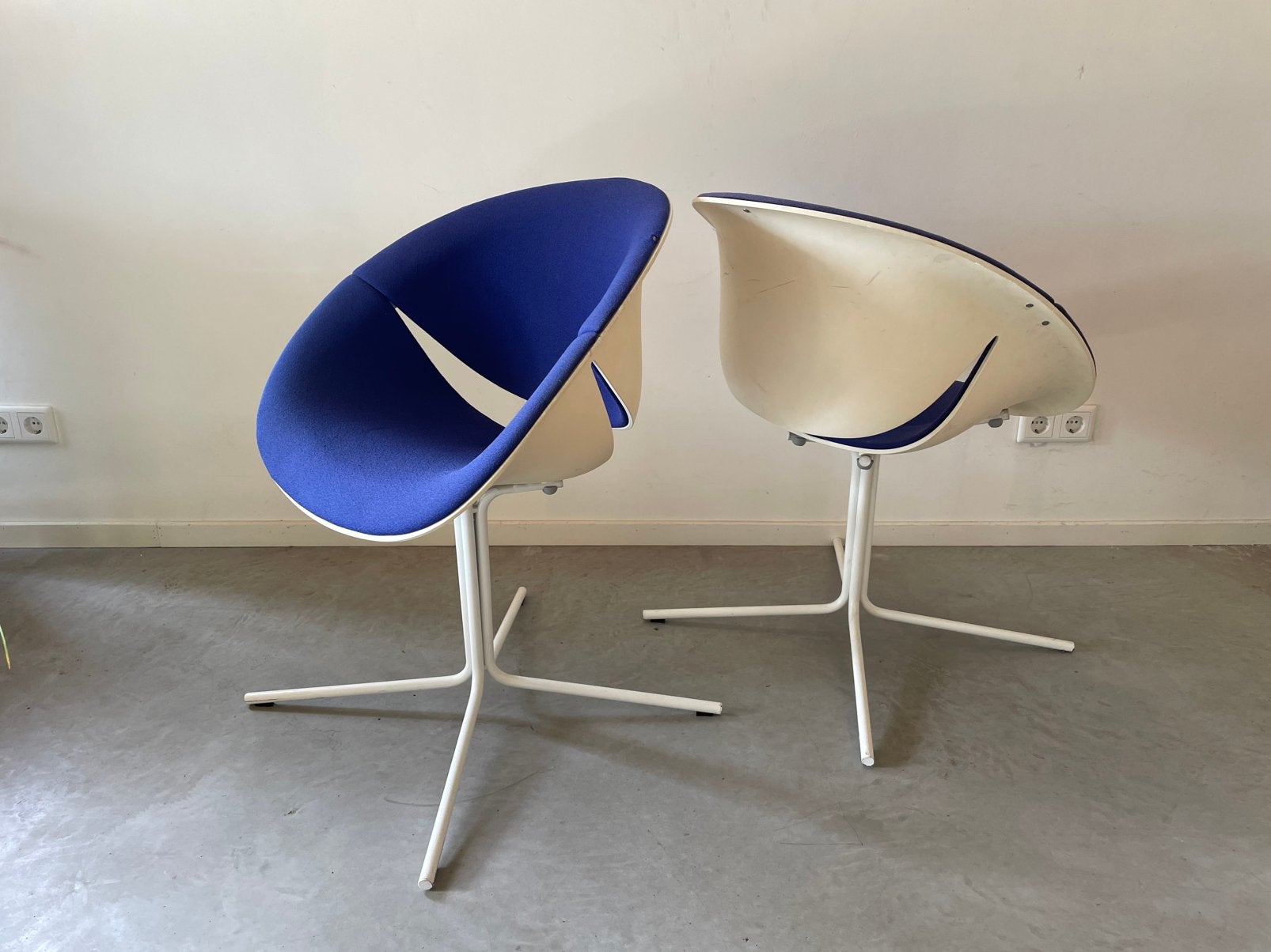 twee design stoelen | So Happy Lounge Marco Maran, Ophalen, Zo goed als nieuw, Kunststof, Twee